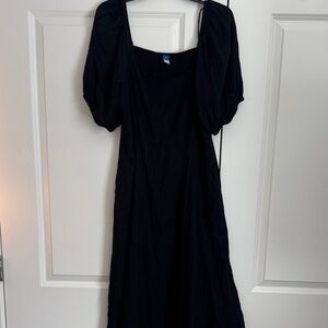 Old Navy Black Midi Dress